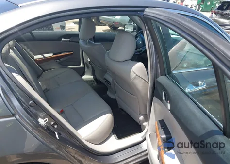 2011 Honda Accord 3.5 Ex-L from USA, damaged, VIN 1HGCP3F83BA008793